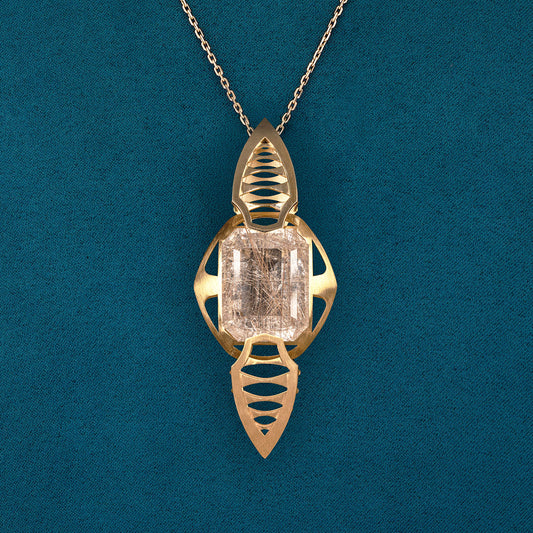 Luxury Eco delle Pleiadi pendant necklace handcrafted in 18K yellow ethical gold with rutilated quartz, echoing cosmic beauty and celestial connection – designed by Riccardo Contini