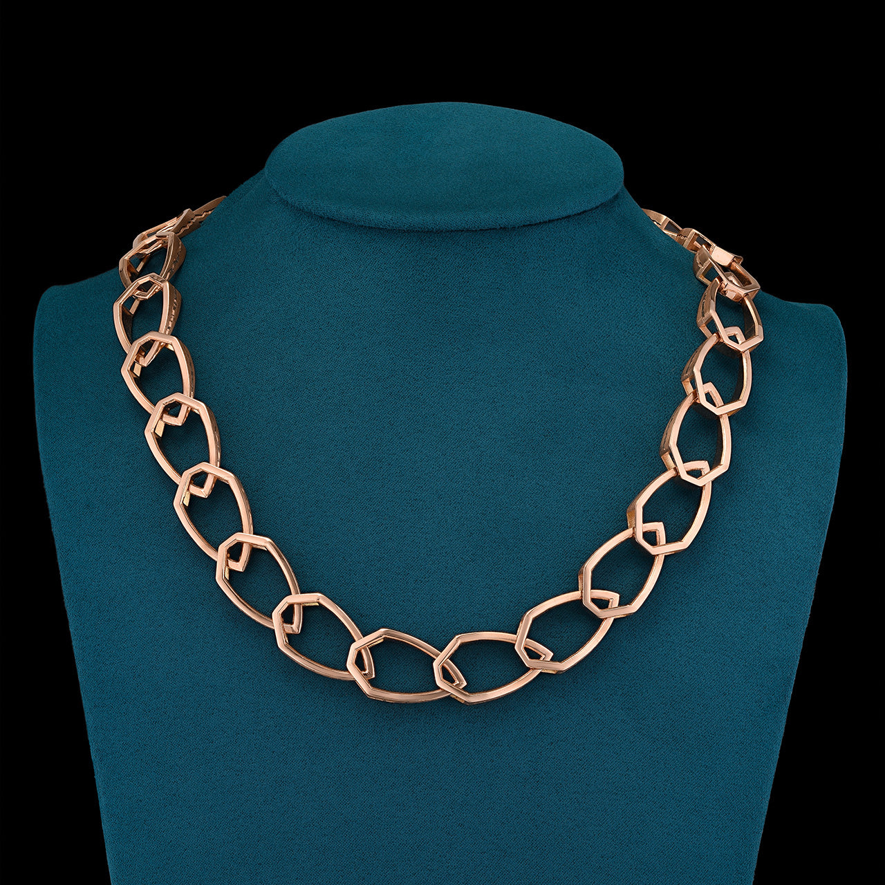 Luxury Attraverso il Tuono necklace handcrafted in 18K rose ethical gold with engraved details, designed by Riccardo Contini