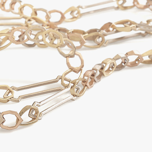 Luxury Via di Pace necklace handcrafted in 18K ethical gold, a symbolic piece embodying harmony, connection, and inner balance – designed by Riccardo Contini

