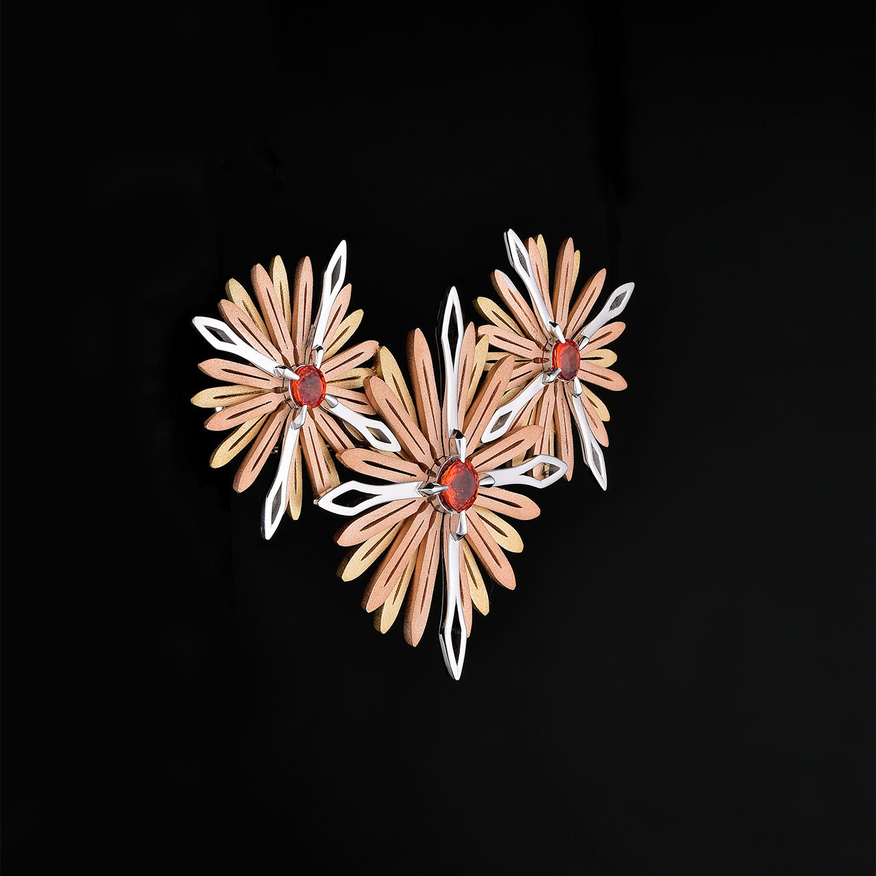 Inspired by the echinacea flower, a symbol of healing and protection, this pin blends botanical delicacy with radiant structure. A floral emblem of resilience, energy, and inner light.